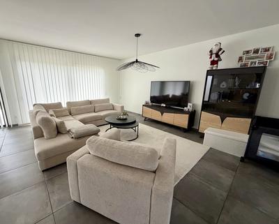 Maison contemporaine - 204 m² - 7 pièces