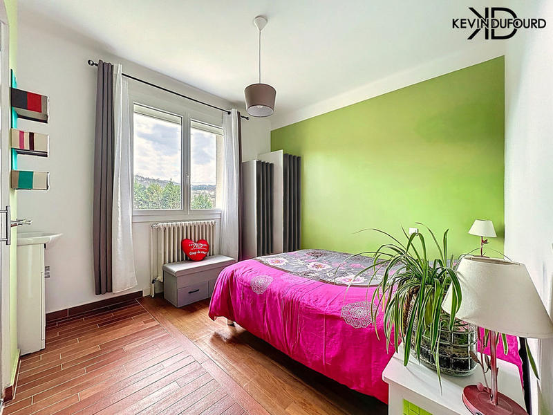 Maison - 200 m² - 7 pièces