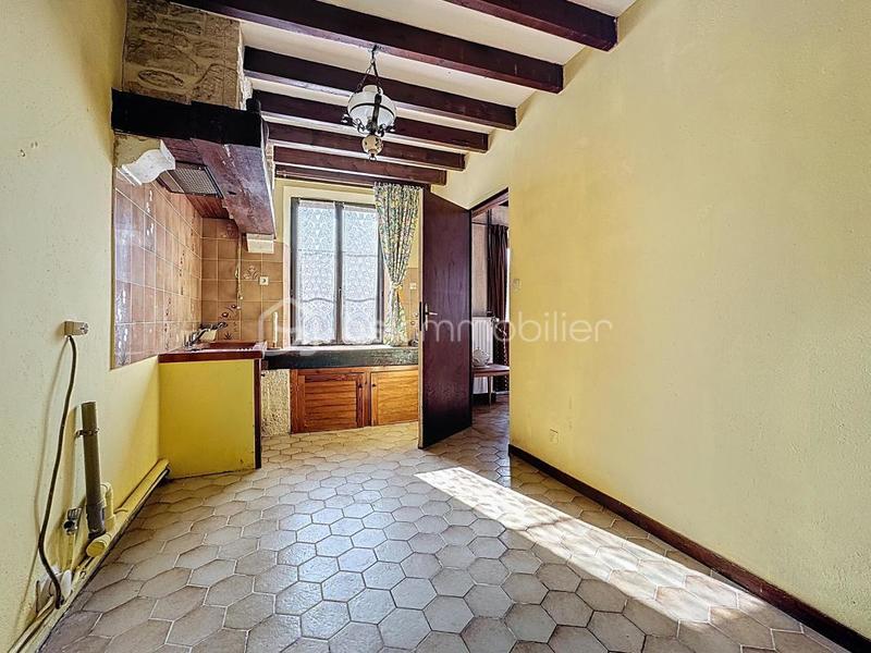 Maison - 295 m² - 12 pièces