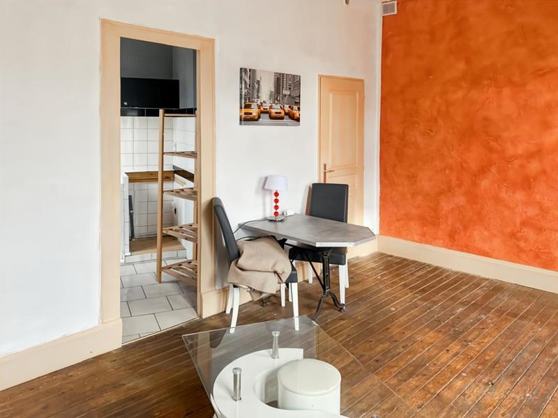 Immeuble - 170 m² - 8 pièces