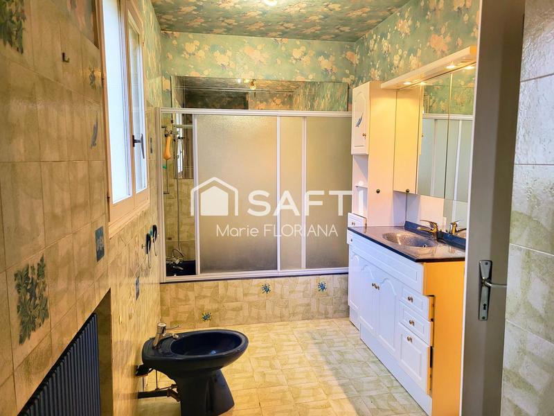 Maison - 179 m² - 6 pièces