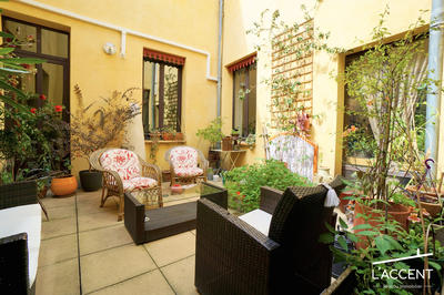 Appartement - 197 m² - 6 pièces