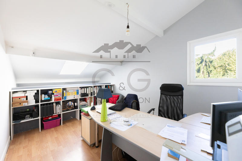 Maison - 159 m² - 6 pièces