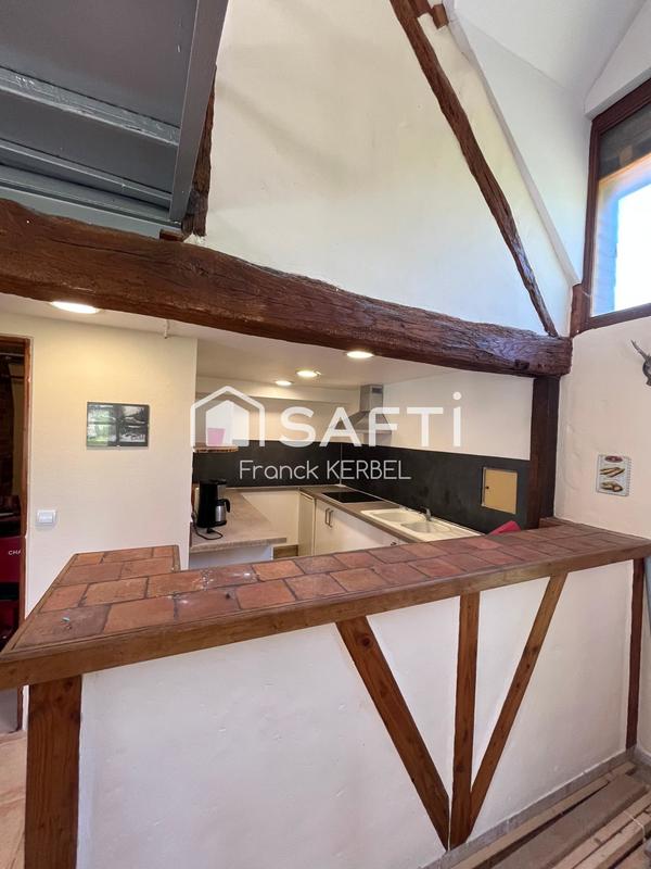 Maison - 223 m² - 8 pièces