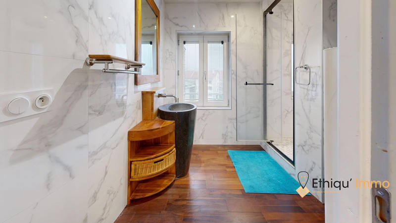 Appartement - 76 m² - 3 pièces