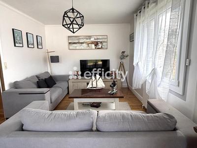 Maison - 135 m² - 5 pièces