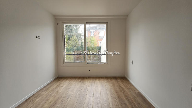 Local d'activités - 200 m² - 6 pièces