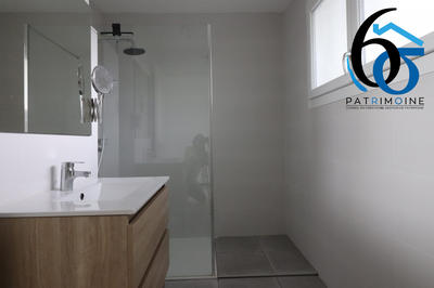 Maison - 102 m² - 4 pièces