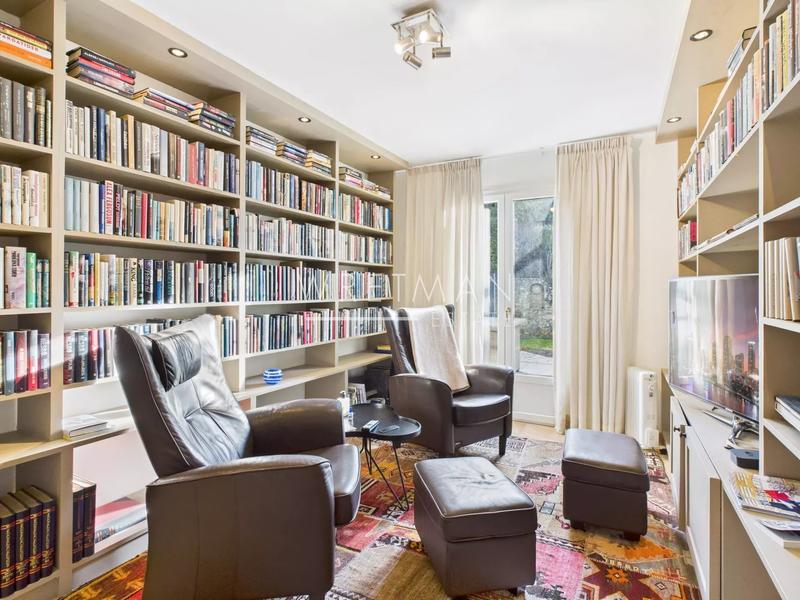 Maison - 161 m² - 6 pièces