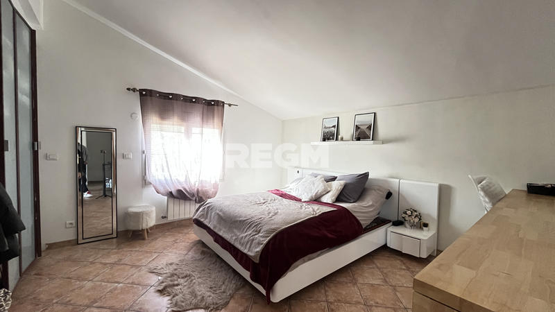 Maison - 142 m² - 6 pièces