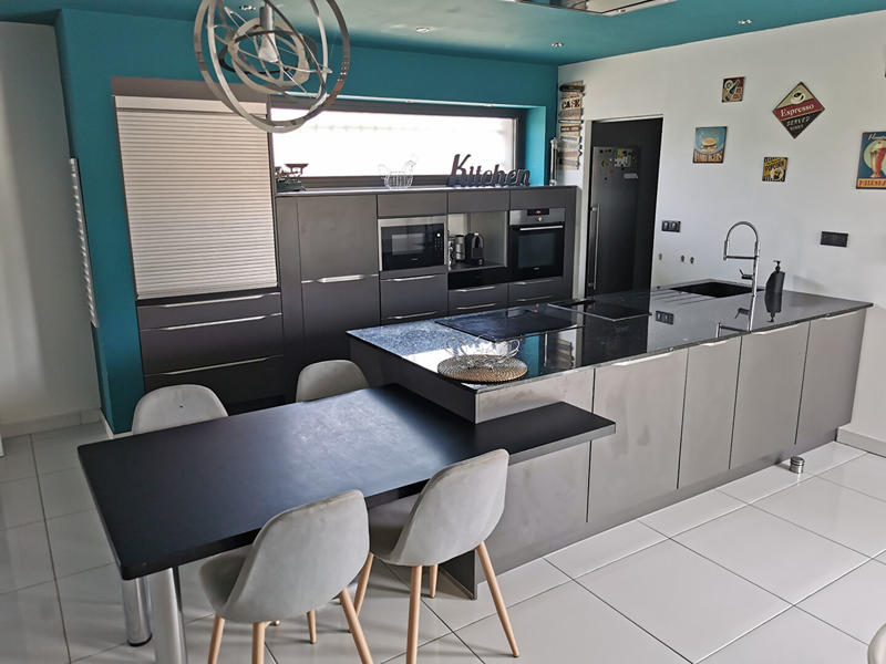 Maison - 180 m² - 5 pièces