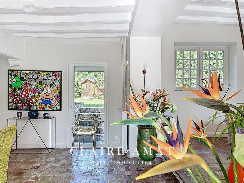 Maison de maîtres - 270 m² - 7 pièces