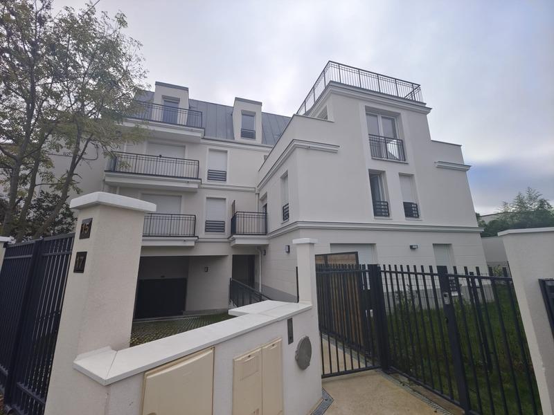 Appartement - 92 m² - 4 pièces