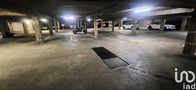 Parking - 14 m²