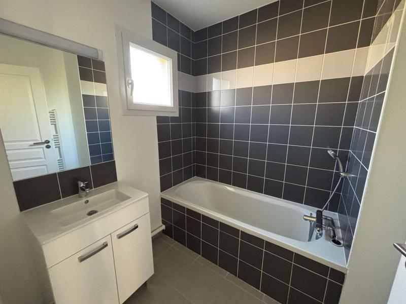 Maison - 84 m² - 4 pièces