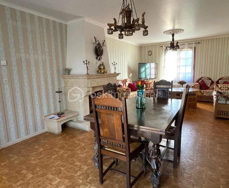 Maison - 128 m² - 7 pièces