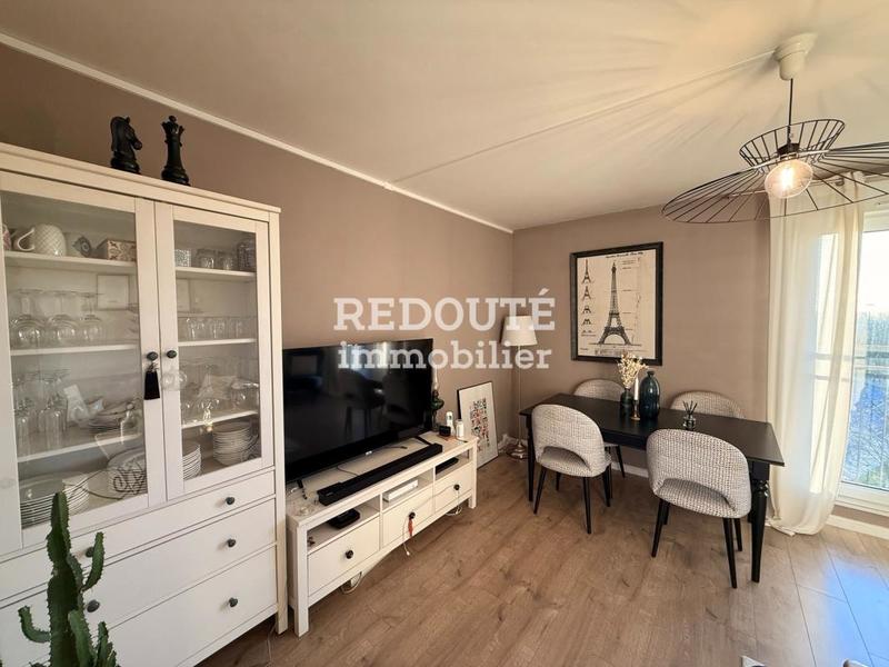 Appartement - 65 m² - 3 pièces