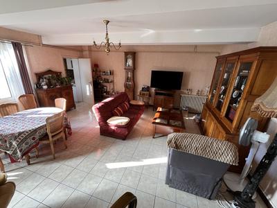 Maison - 118 m² - 7 pièces