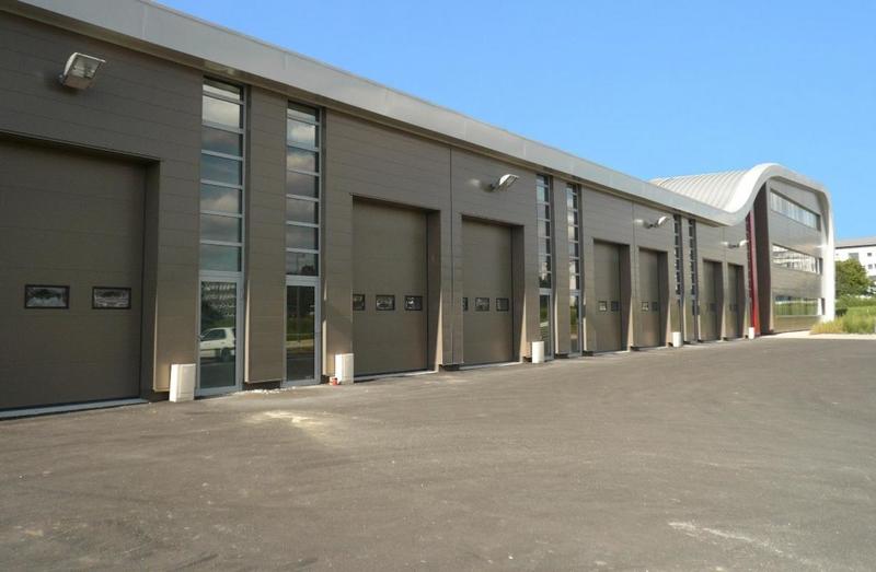 Local d'activité / Entrepôt - 165 m²