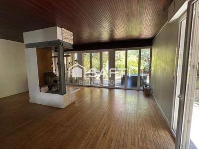 Maison - 174 m² - 7 pièces