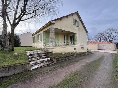 Maison - 108 m² - 5 pièces