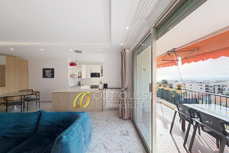 Appartement - 104 m² - 4 pièces