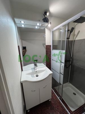 Studio - 15 m² - 1 pièce