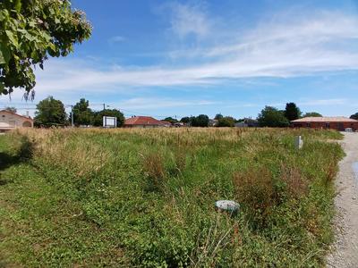 Terrain constructible - 767 m²