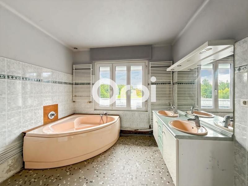 Maison - 267 m² - 7 pièces