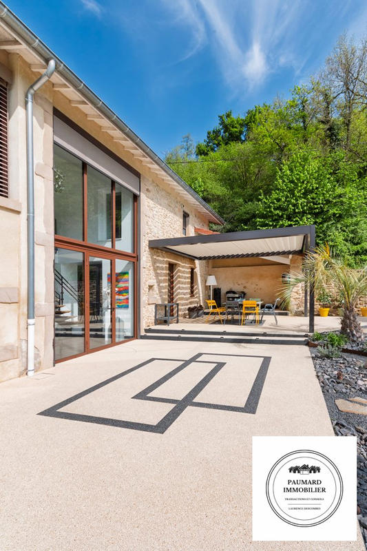 Bastide - 248 m² - 9 pièces