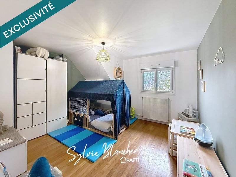 Maison - 103 m² - 5 pièces