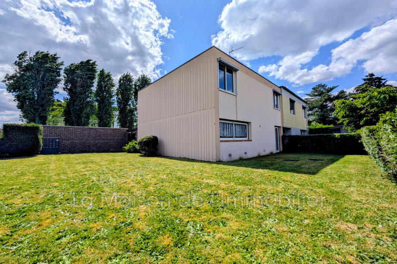 Maison - 101 m² - 5 pièces