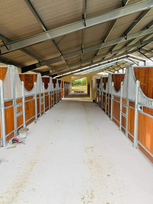 Maison ancienne - 345 m² - 1 pièce