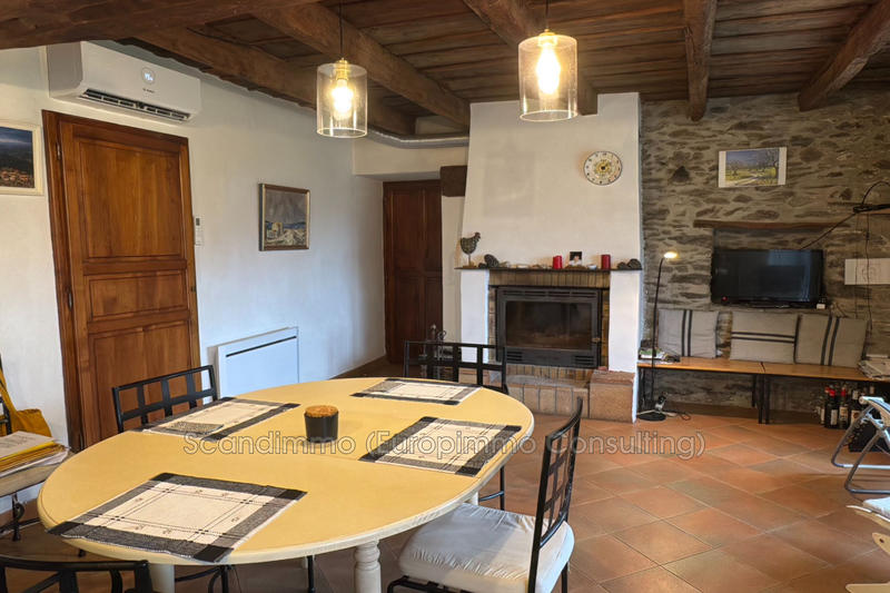 Maison - 199 m² - 5 pièces