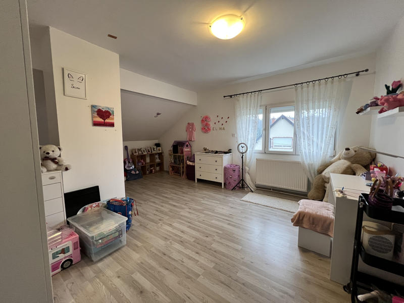 Maison - 106 m² - 6 pièces