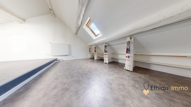 Maison - 150 m² - 5 pièces