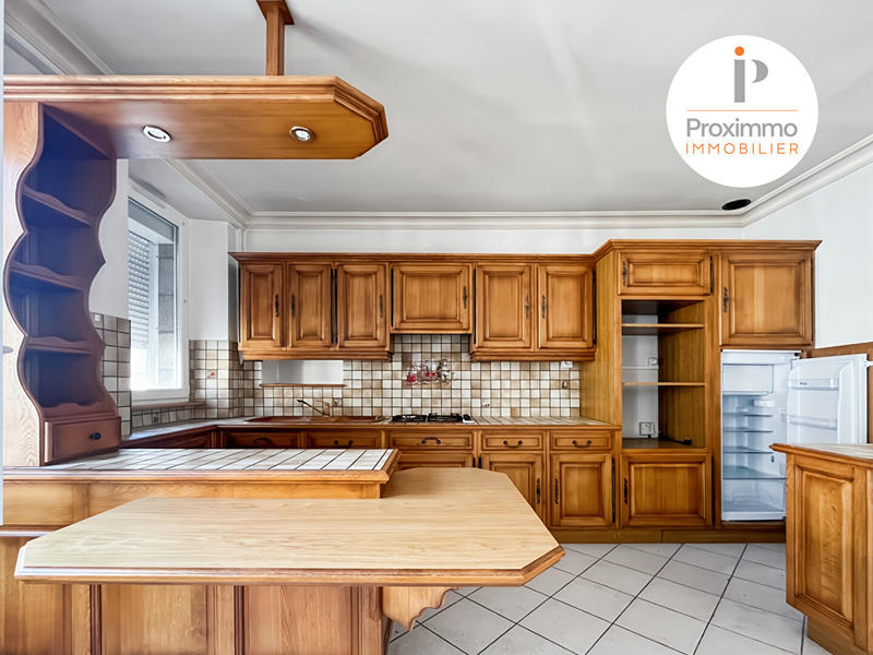 Immeuble - 132 m² - 6 pièces