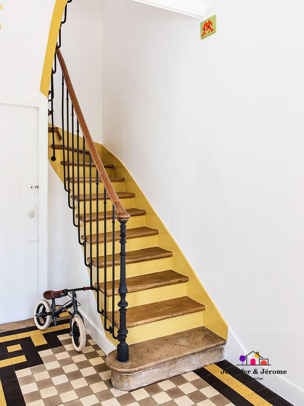 Maison - 151 m² - 7 pièces