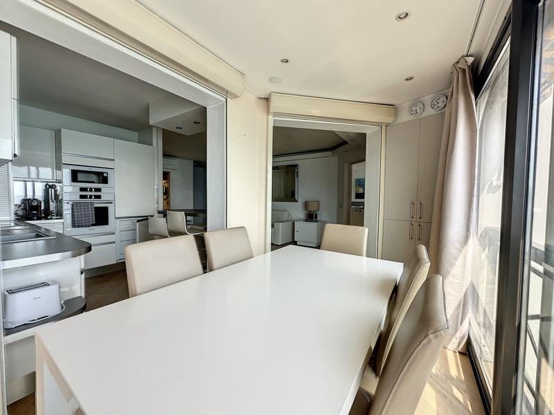 Appartement - 80 m² - 3 pièces