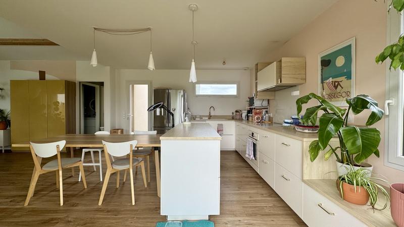 Maison contemporaine - 115 m² - 4 pièces