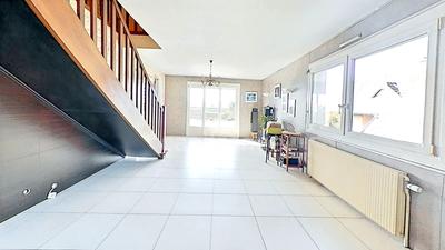 Maison - 132 m² - 5 pièces