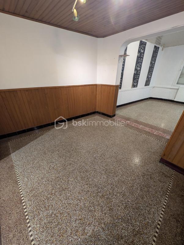 Local commercial - 160 m² - 7 pièces