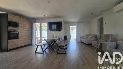 Maison - 95 m² - 4 pièces