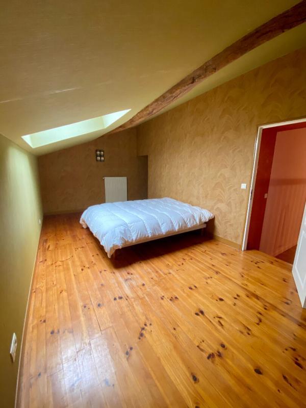 Maison - 250 m² - 6 pièces