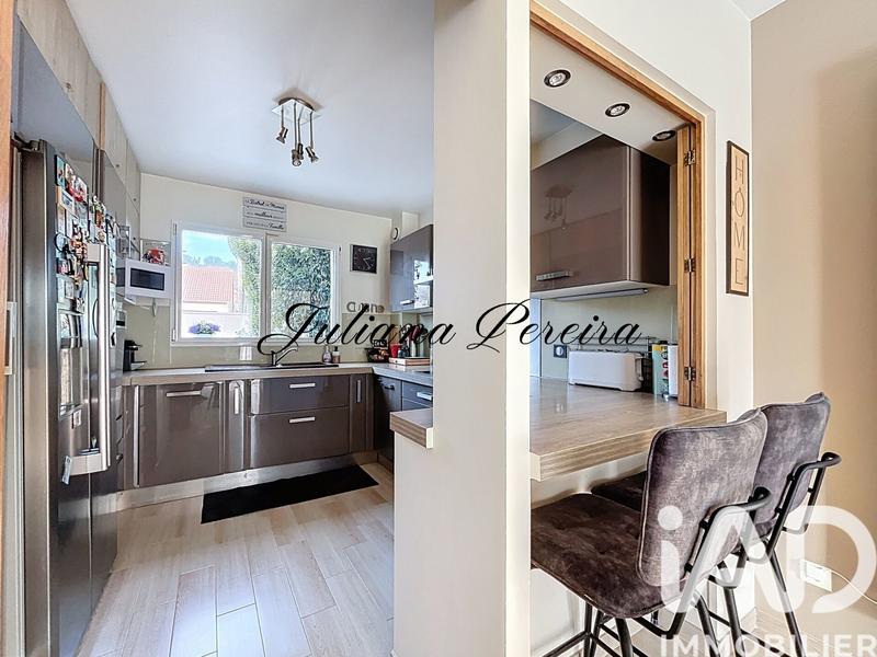 Maison - 180 m² - 7 pièces