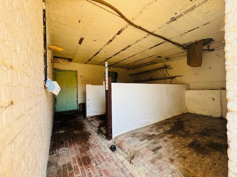 Maison - 234 m² - 1 pièce