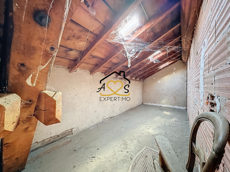 Maison - 143 m² - 7 pièces