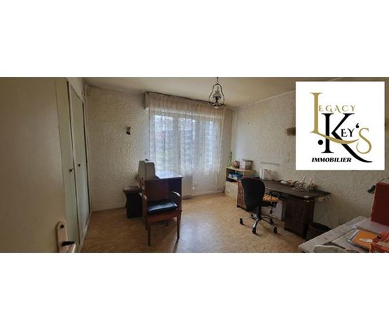 Maison traditionnelle - 186 m² - 8 pièces