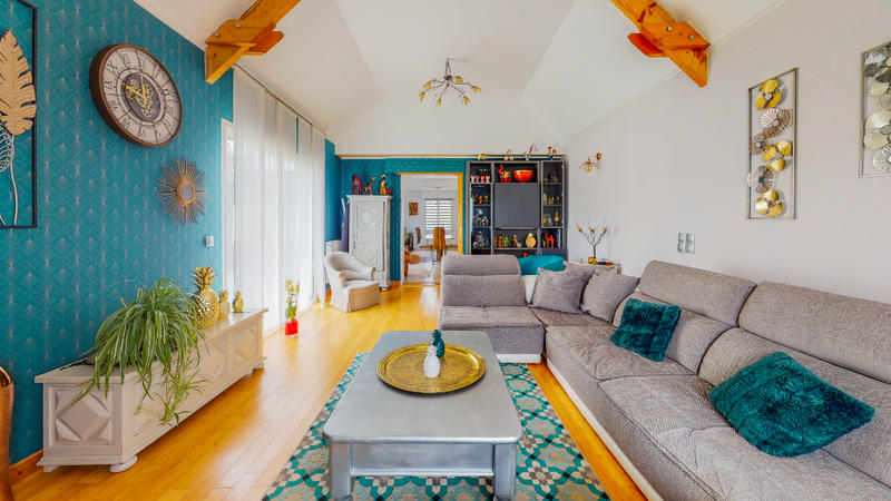 Maison - 160 m² - 8 pièces