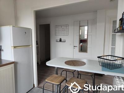 Chambre - 9 m² - 1 pièce